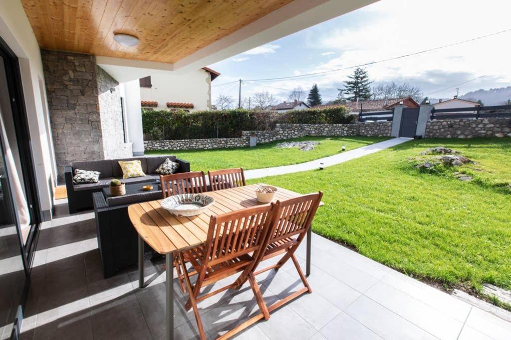 La Llosina Vivienda Vacacional Alquiler Integro Llanes Exterior foto