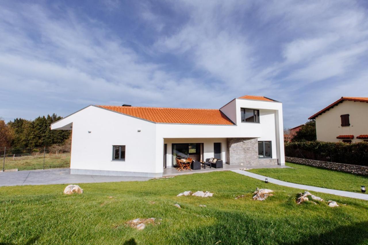 La Llosina Vivienda Vacacional Alquiler Integro Llanes Exterior foto